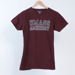 Champion UMASS Amherst T-Shirt Womens Medium Maroon Spellout College NCAA Casual